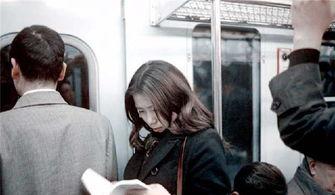 日本高跟丝袜女学生,日本高跟丝袜女学生的时尚风采