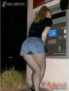 女生尿道尿尿视频,真实视频记录