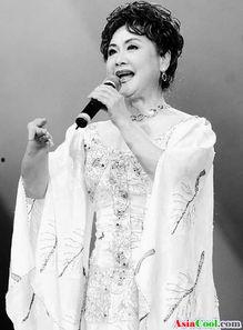 明星李谷一的简介,歌坛传奇，岁月如歌